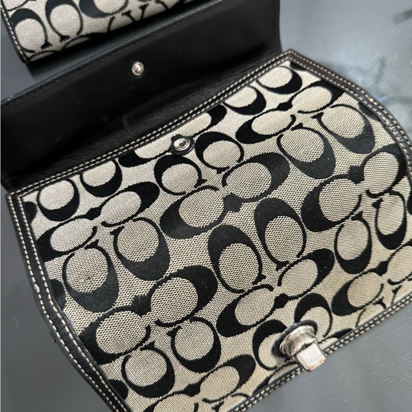 Classic coach Wallet with checkbook. Canvas with leather trim. - Picture 3 of 6